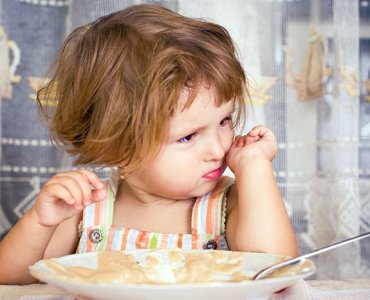 ребенок отказывается от еды в детском саду