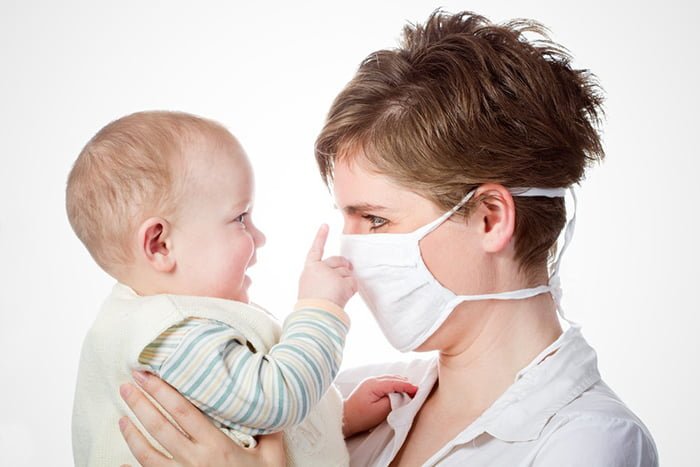 защитная маска при гриппе у кормящей мамы