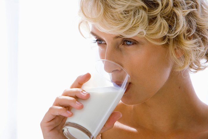 безлактозное молоко для кормящих мам 