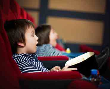 Как подготовить ребенка к походу в кинотеатр